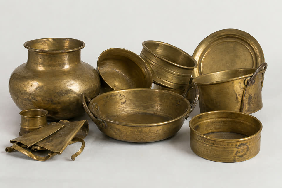 Brass utensil scrap